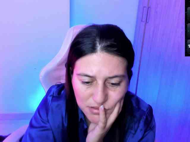 Saskyaajohnson webcam