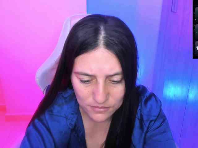 Saskyaajohnson webcam