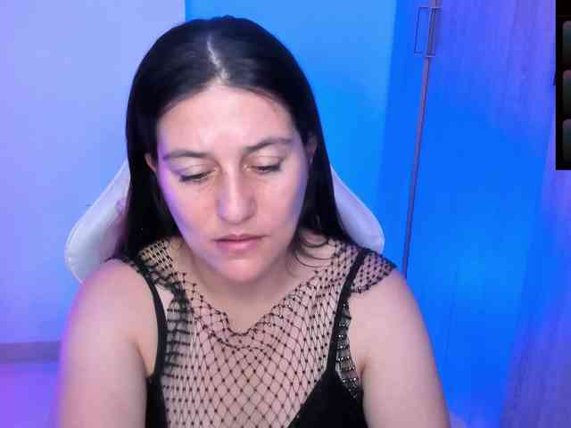 Saskyaajohnson webcam