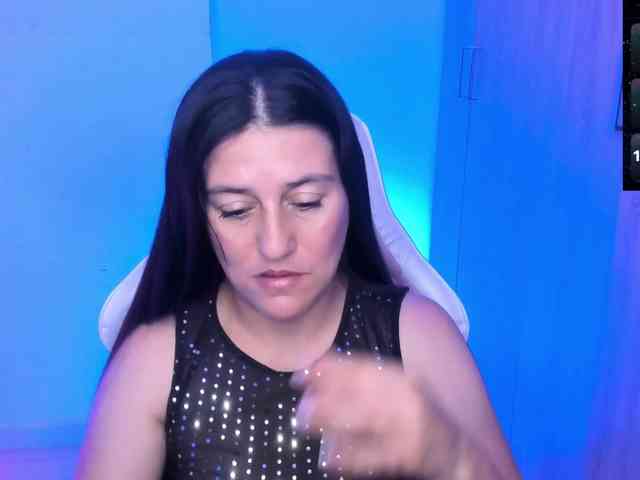 Saskyaajohnson webcam