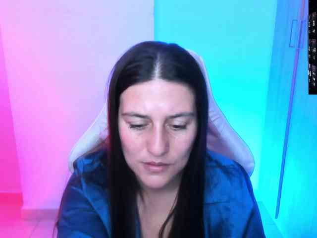 Saskyaajohnson webcam