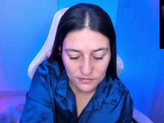 Saskyaajohnson webcam