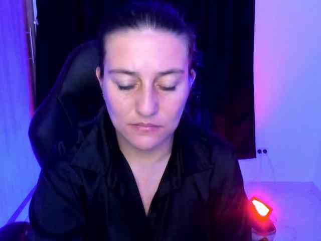Saskyaajohnson webcam