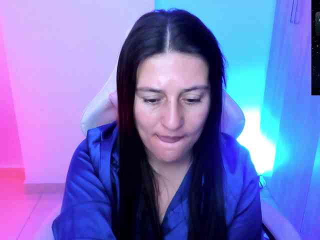 Saskyaajohnson webcam