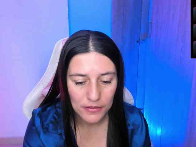 Saskyaajohnson webcam