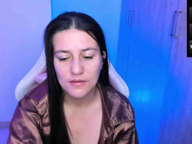 Saskyaajohnson webcam