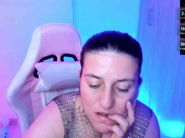 Saskyaajohnson webcam