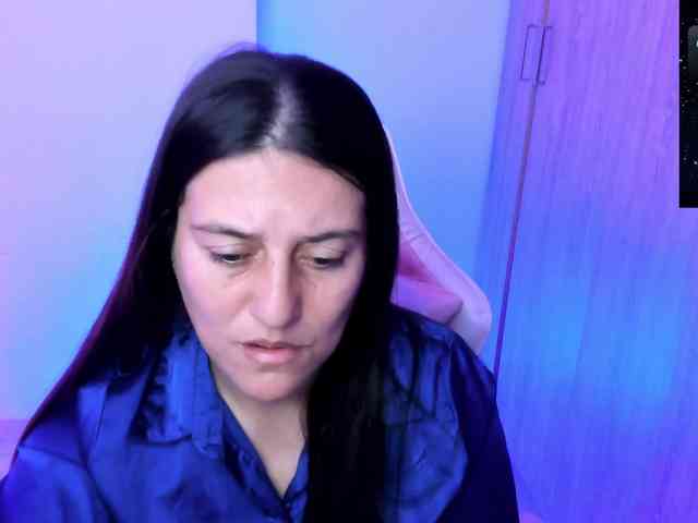 Saskyaajohnson webcam