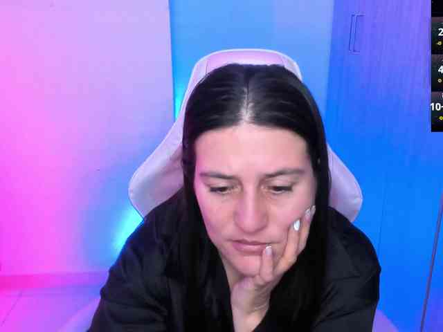 Saskyaajohnson webcam