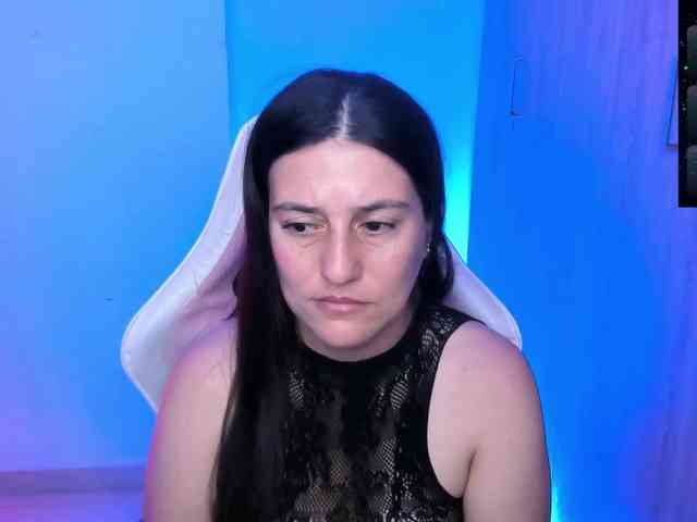Saskyaajohnson webcam