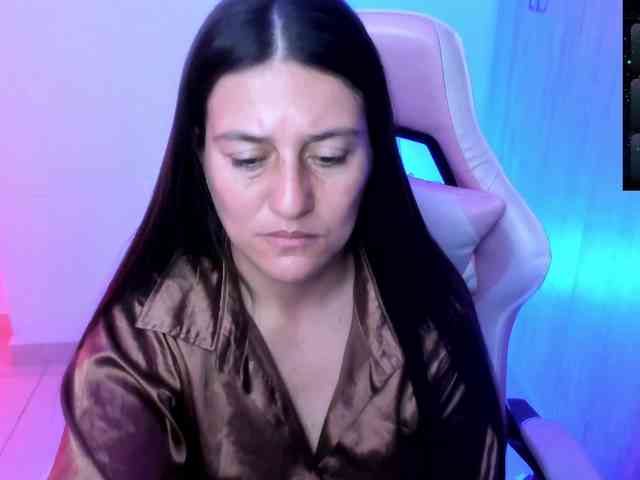 Saskyaajohnson webcam