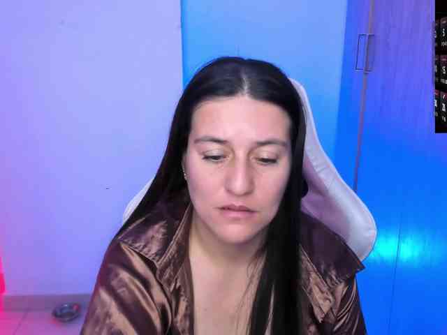 Saskyaajohnson webcam