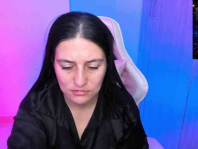 Saskyaajohnson webcam