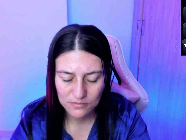 Saskyaajohnson webcam