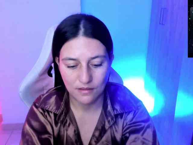 Saskyaajohnson webcam