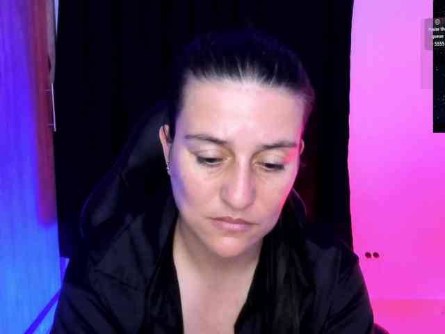 Saskyaajohnson webcam