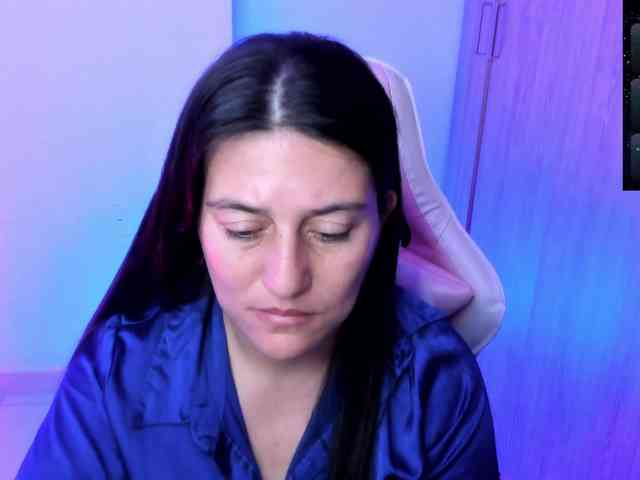 Saskyaajohnson webcam