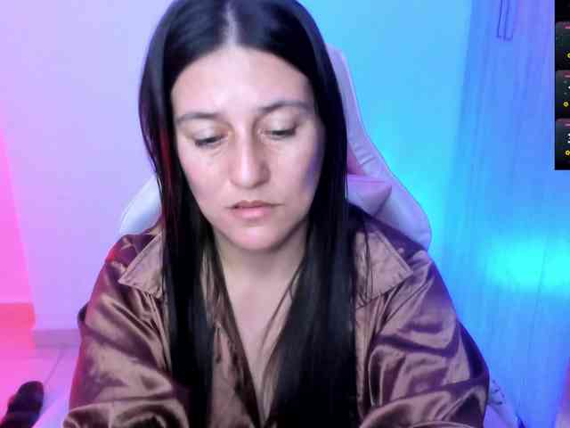 Saskyaajohnson webcam