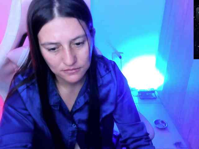 Saskyaajohnson webcam