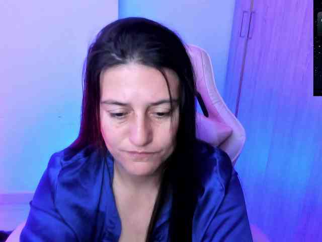 Saskyaajohnson webcam