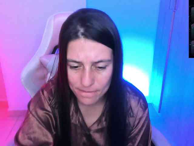 Saskyaajohnson webcam
