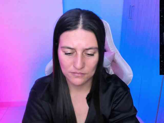 Saskyaajohnson webcam