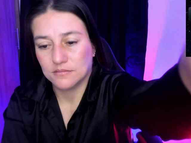 Saskyaajohnson webcam