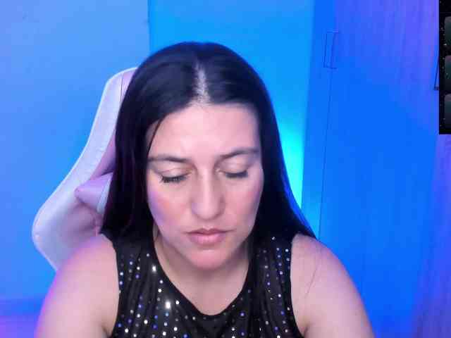 Saskyaajohnson webcam