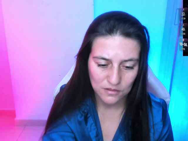 Saskyaajohnson webcam