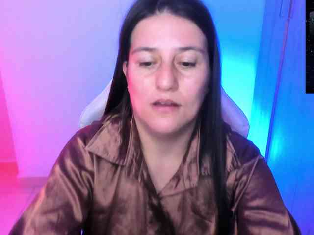 Saskyaajohnson webcam