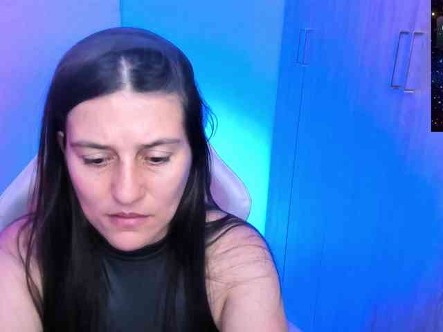 Saskyaajohnson webcam