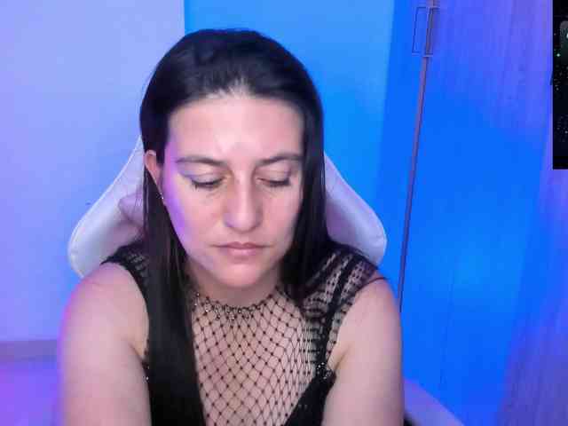 Saskyaajohnson webcam