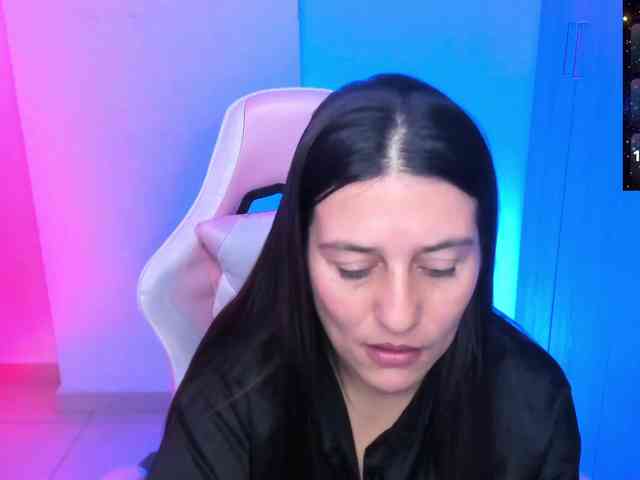 Saskyaajohnson webcam