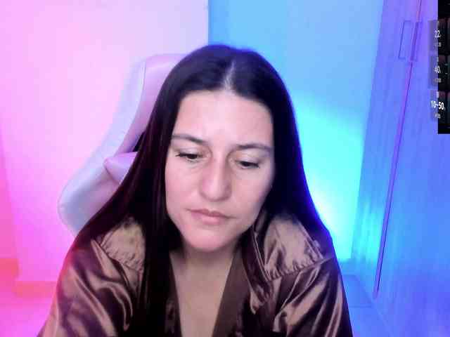 Saskyaajohnson webcam