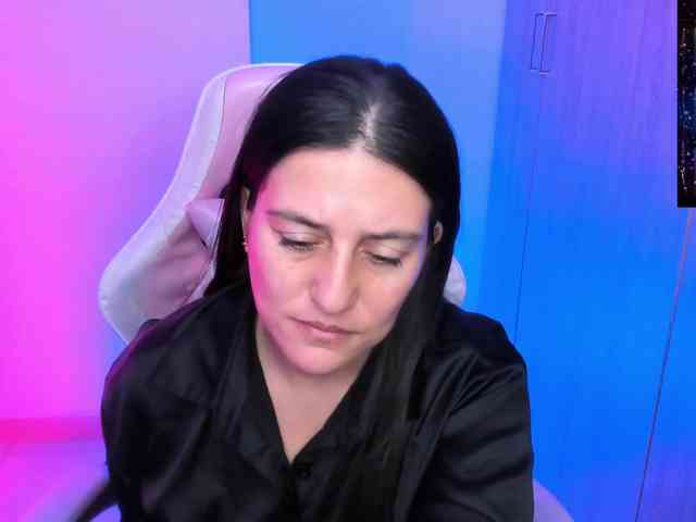 Saskyaajohnson webcam