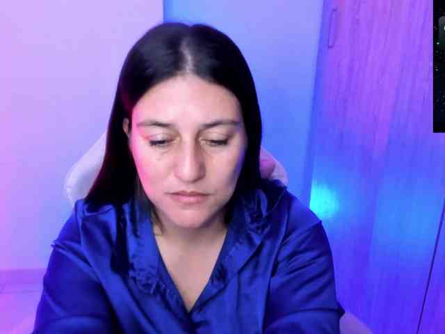 Saskyaajohnson webcam