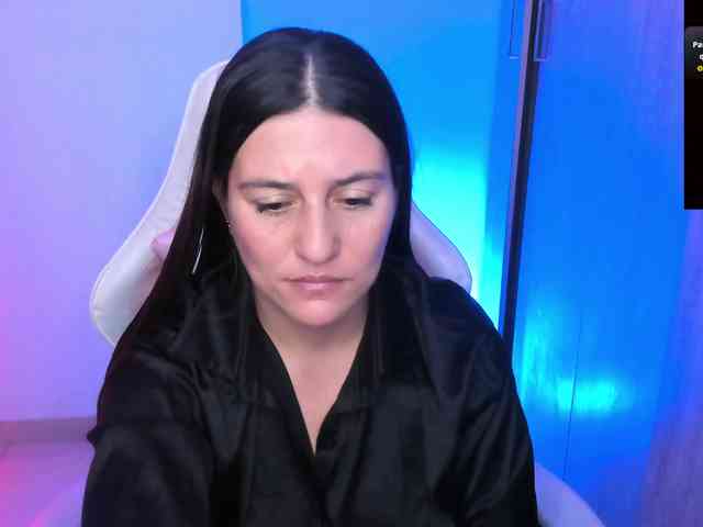 Saskyaajohnson webcam