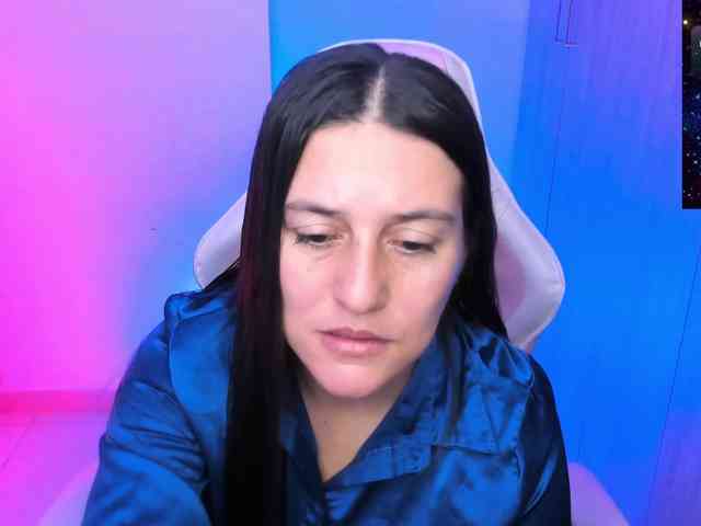Saskyaajohnson webcam