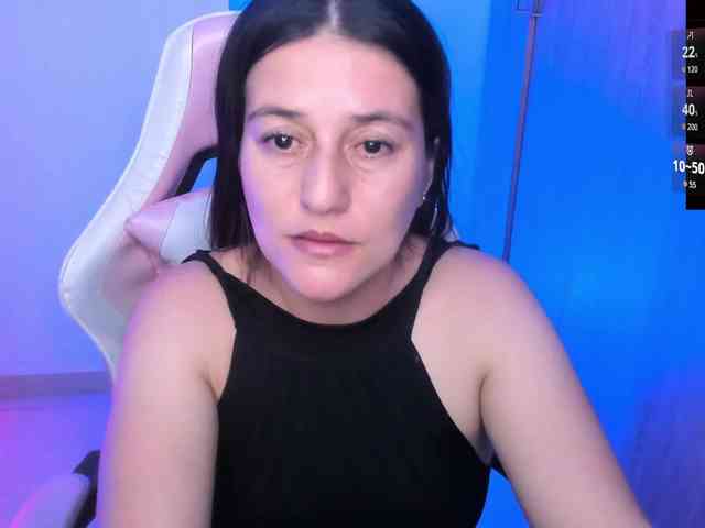 Saskyaajohnson webcam