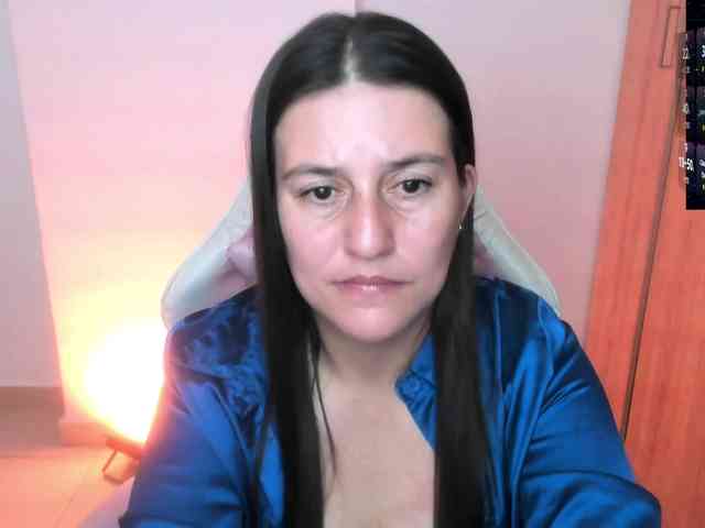 Saskyaajohnson webcam