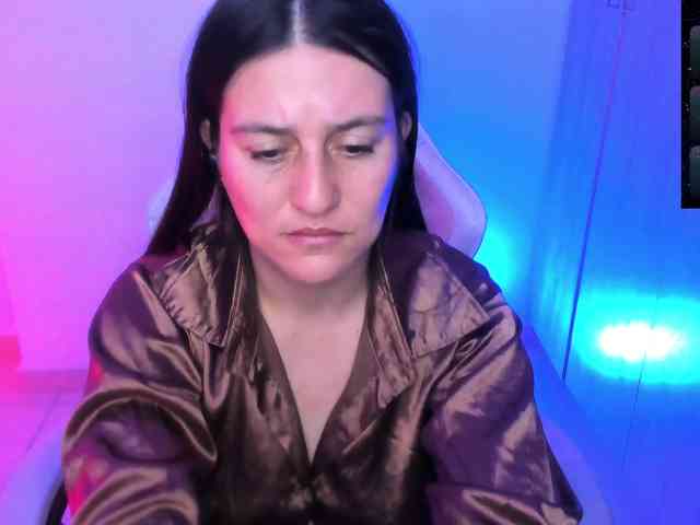 Saskyaajohnson webcam