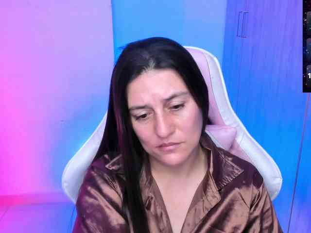 Saskyaajohnson webcam