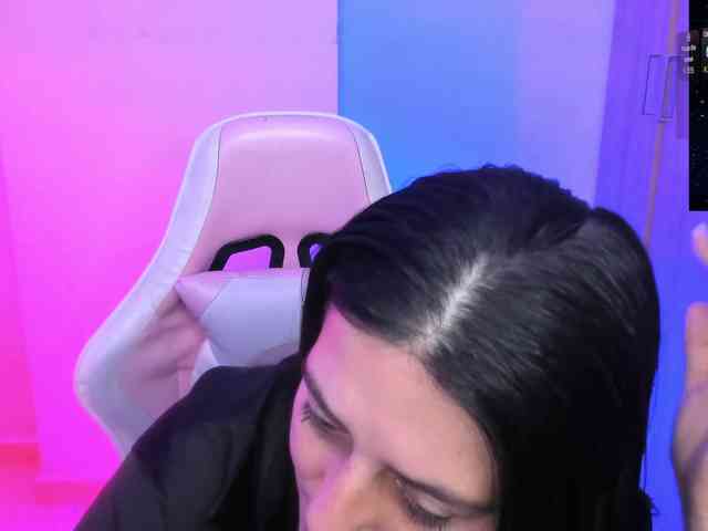 Saskyaajohnson webcam