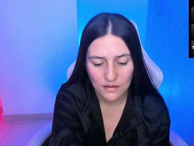 Saskyaajohnson webcam