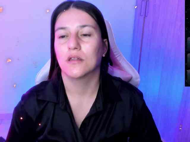 Saskyaajohnson webcam
