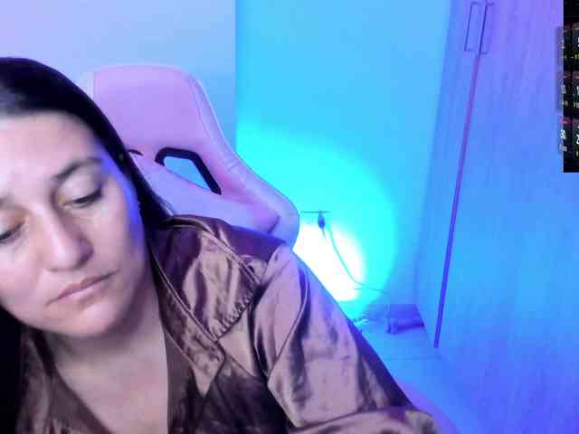 Saskyaajohnson webcam