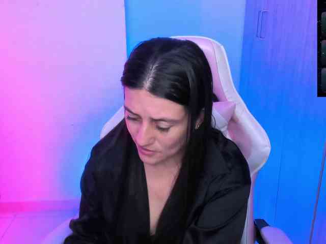 Saskyaajohnson webcam