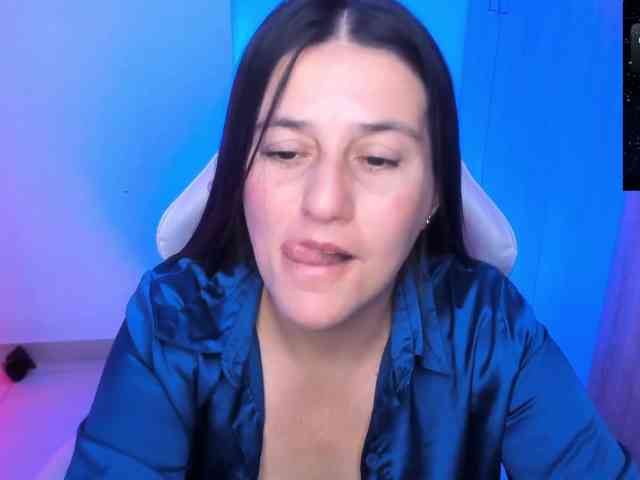 Saskyaajohnson webcam