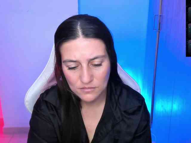 Saskyaajohnson webcam