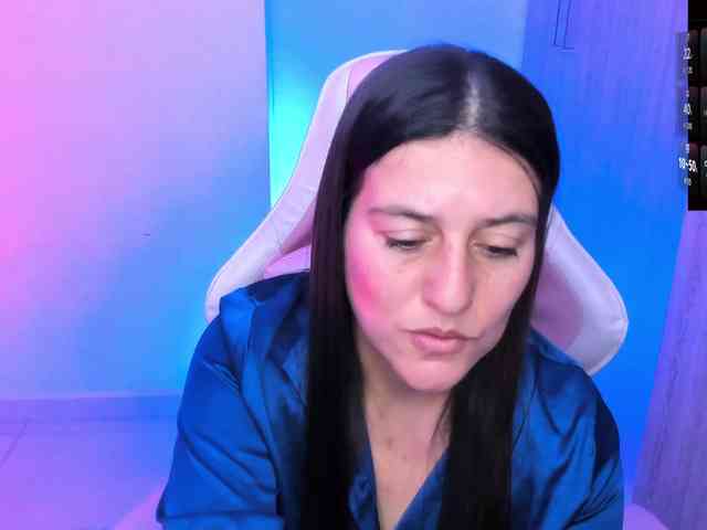 Saskyaajohnson webcam